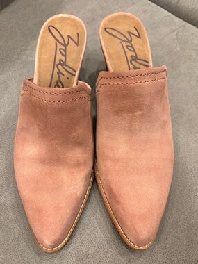 Sleek Slip-On Suede Mules in Dusty Rose suede by zodiac